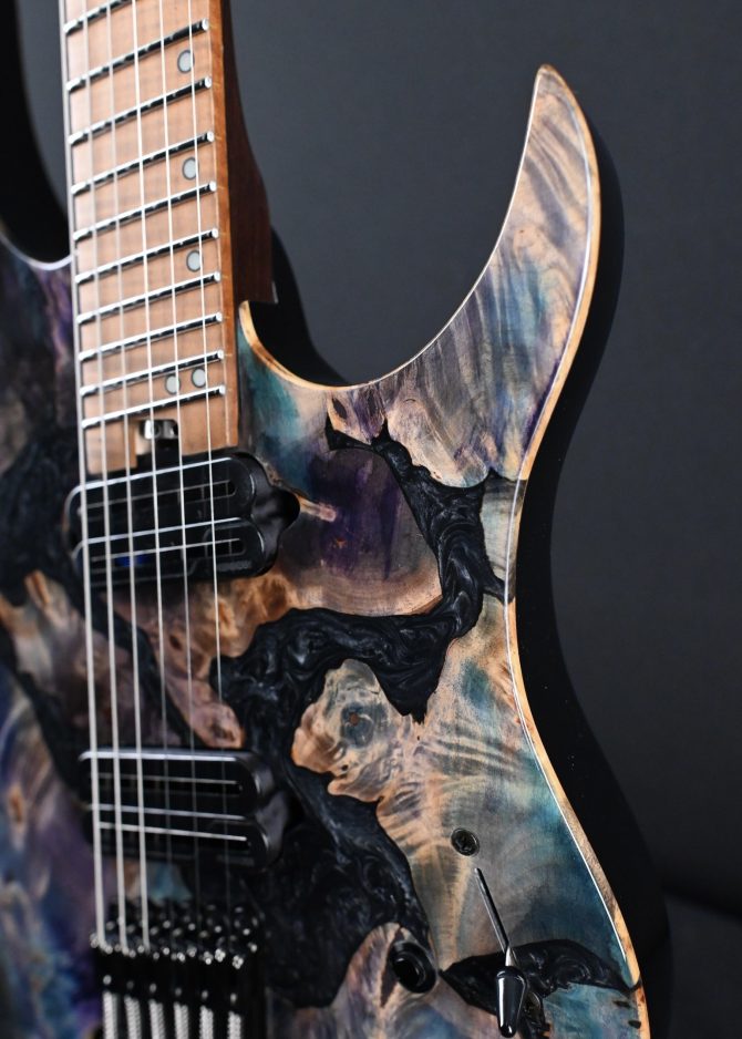 Legator Ghost GX6F-CL Coral Headless Multi-Scale #180
