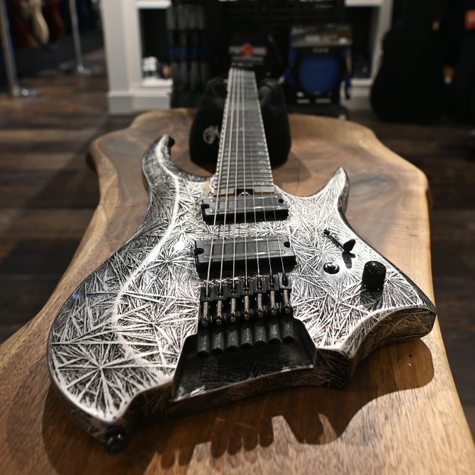 Legator Revenant Series R7F-BI Black Ice #034