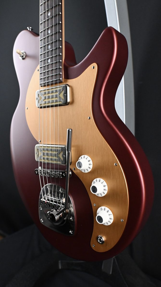 Eastman Fullertone Offset '62 Dakota Red #373