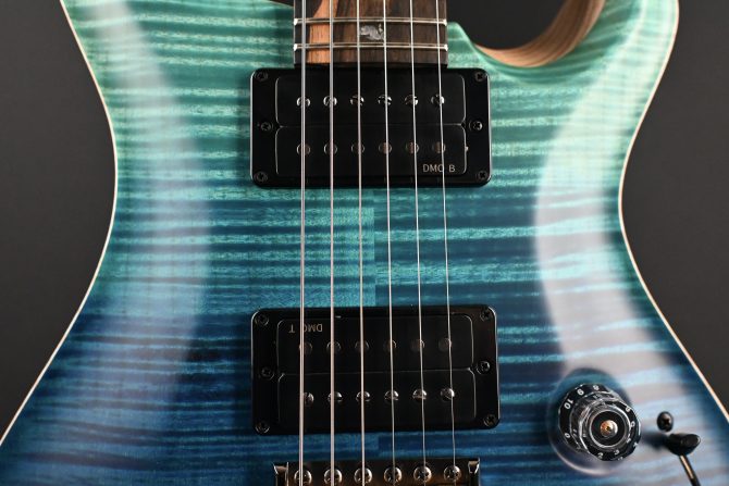 PRS Wood Library Custom 24 Piezo 10-Top Fire Red Gray Black Fade #606 (Copy)