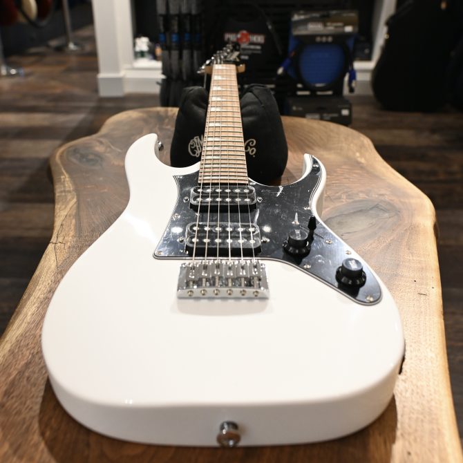 Ibanez Mikro Series GRGM21-WH White #077