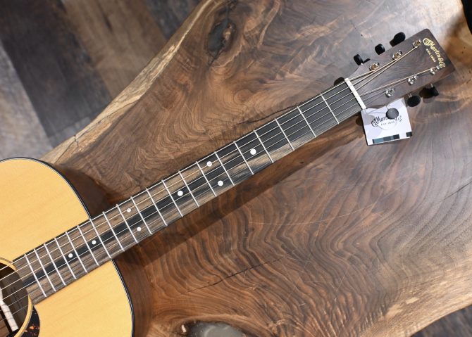 Martin 000-10E Retro Acoustic Guitar #121