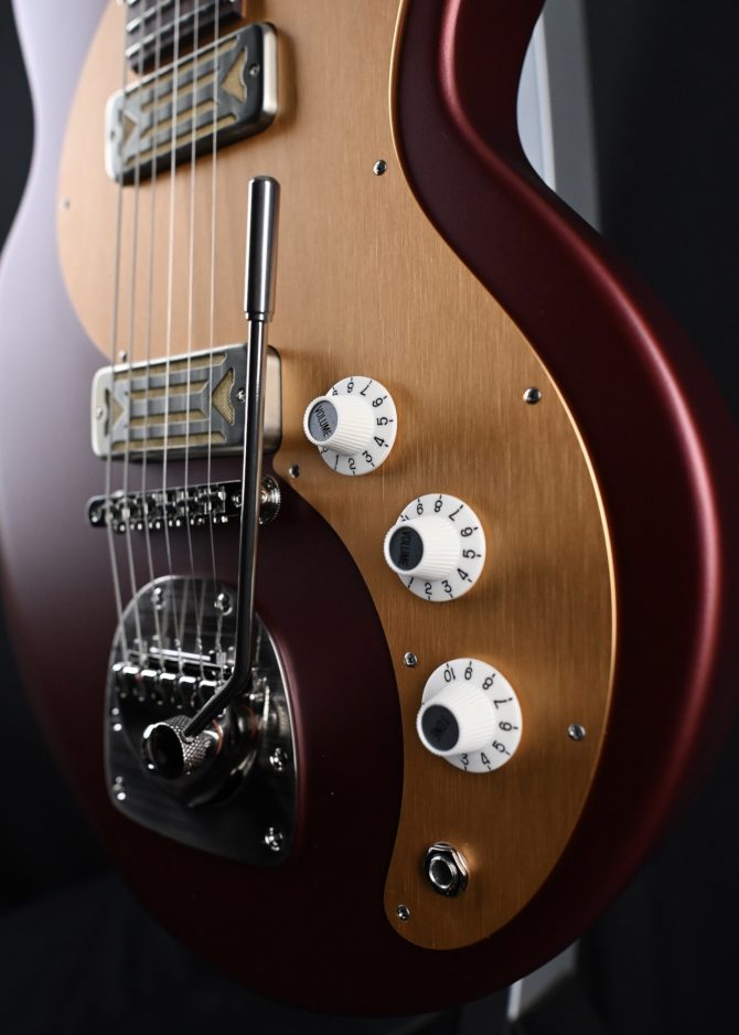 Eastman Fullertone Offset '62 Dakota Red #373