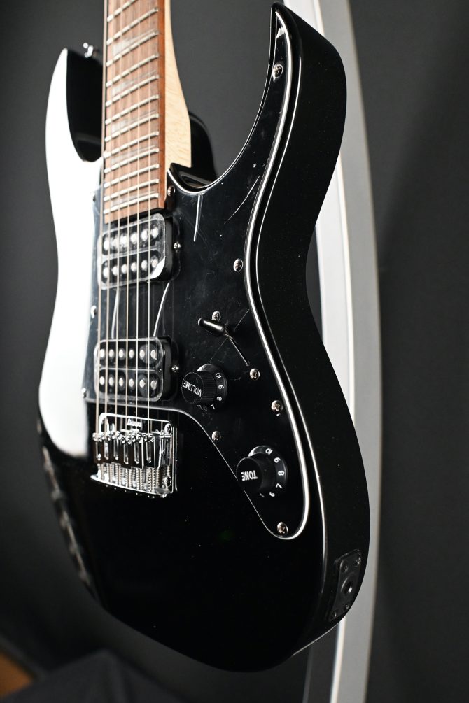 Ibanez Mikro Series GRGM21-BKN Black Night #044