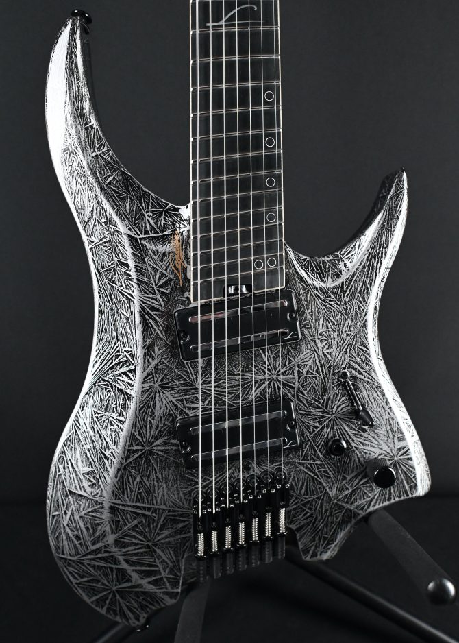 Legator Revenant Series R7F-BI Black Ice #034