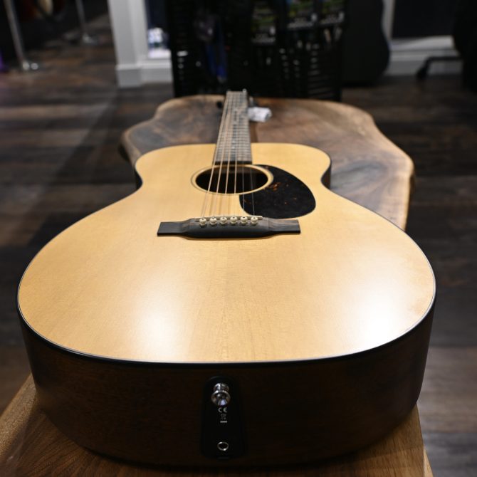 Martin 000-10E Retro Acoustic Guitar #121