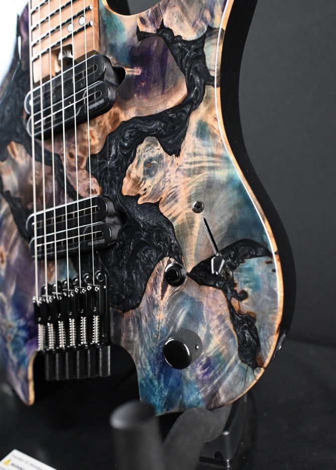 Legator Ghost GX6F-CL Coral Headless Multi-Scale #180