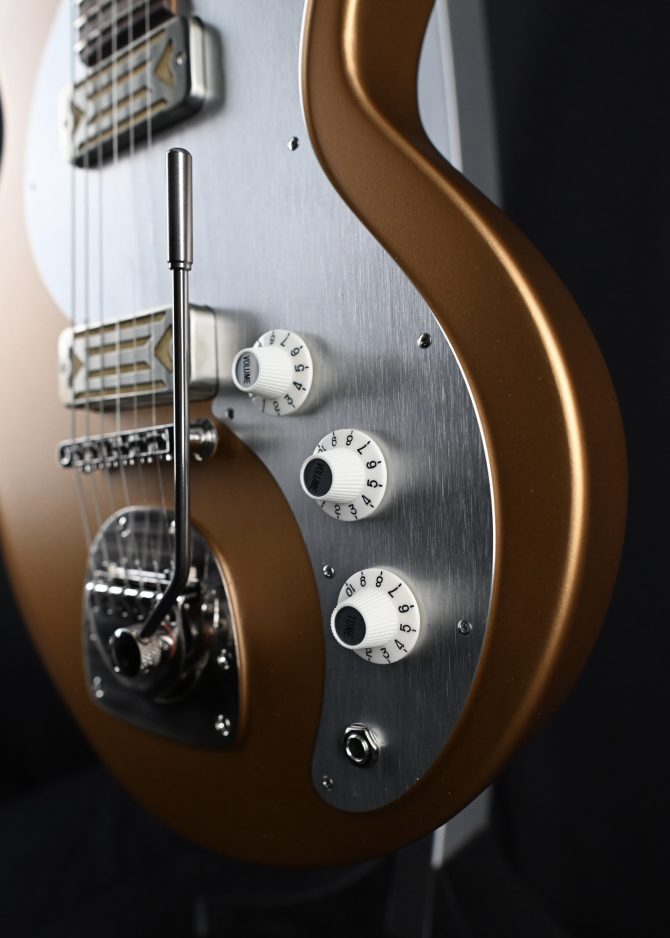 Eastman Fullertone Offset '62 Gold #208