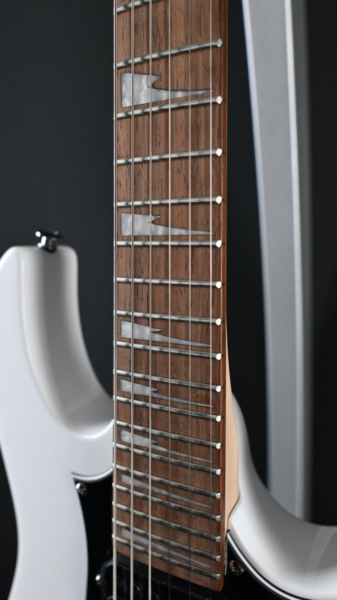 Ibanez Mikro Series GRGM21-WH White #077