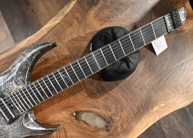 Legator Revenant Series R7F-BI Black Ice #034