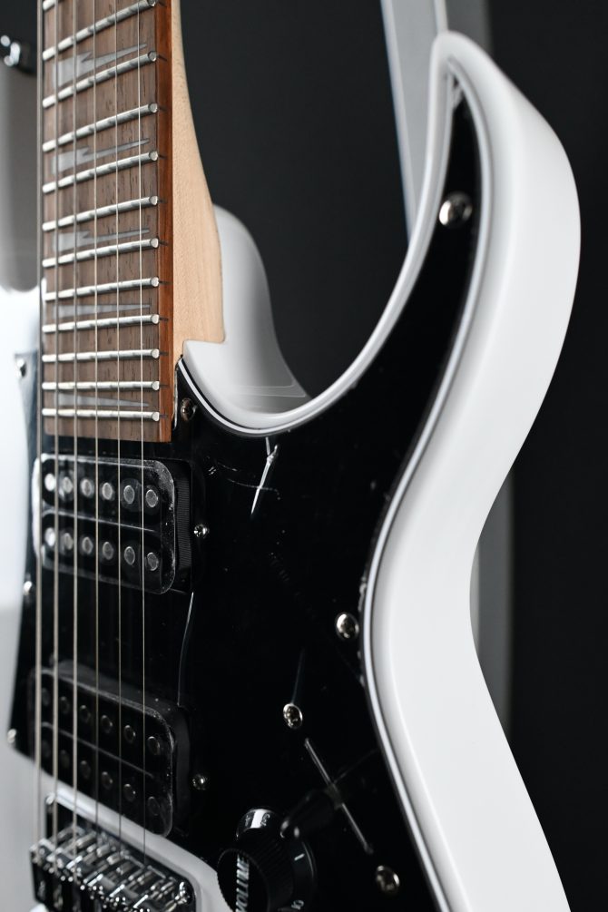 Ibanez Mikro Series GRGM21-WH White #077
