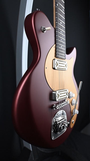 Eastman Fullertone Offset '62 Dakota Red #373