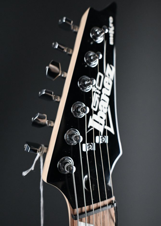 Ibanez Mikro Series GRGM21-WH White #077
