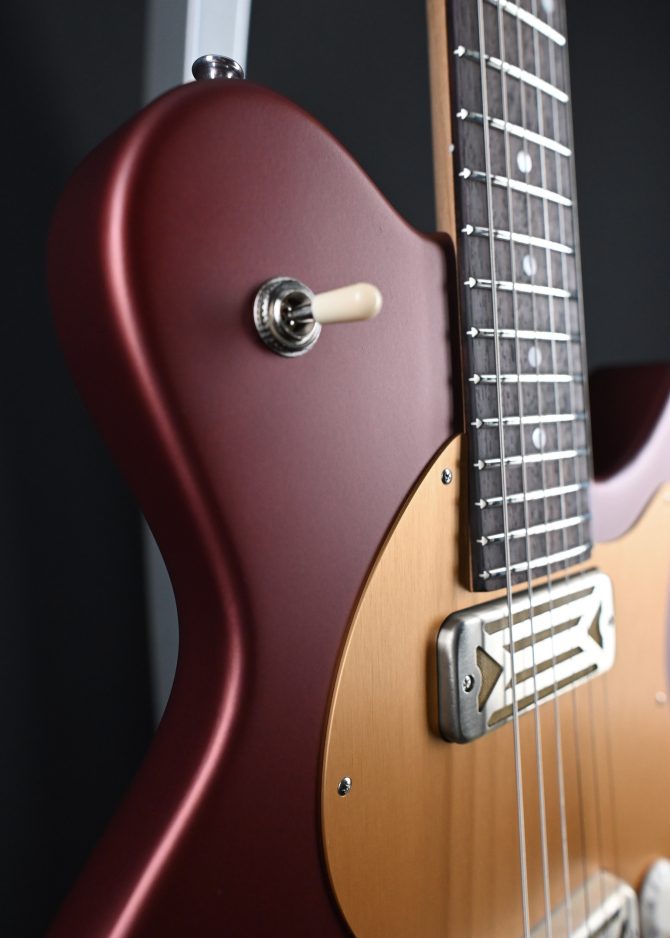 Eastman Fullertone Offset '62 Dakota Red #373