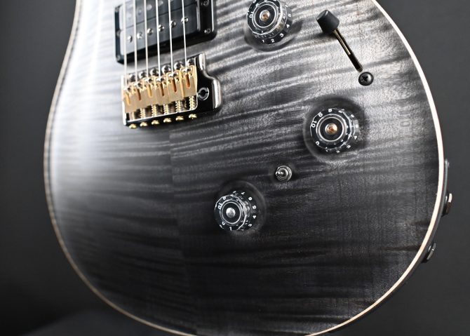 PRS Wood Library Custom 24 Piezo 10-Top Gray Black Fade with Charcoal Back #605
