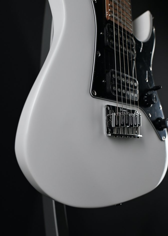 Ibanez Mikro Series GRGM21-WH White #077