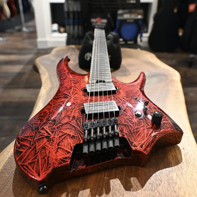 Legator Revenant Series R6F-BM Bloody Mary #007