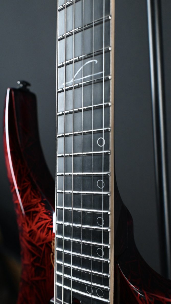 Legator Revenant Series R6F-BM Bloody Mary #007