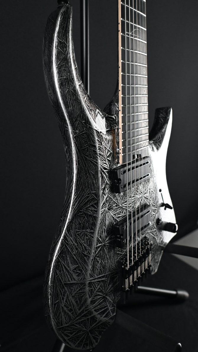 Legator Revenant Series R7F-BI Black Ice #034