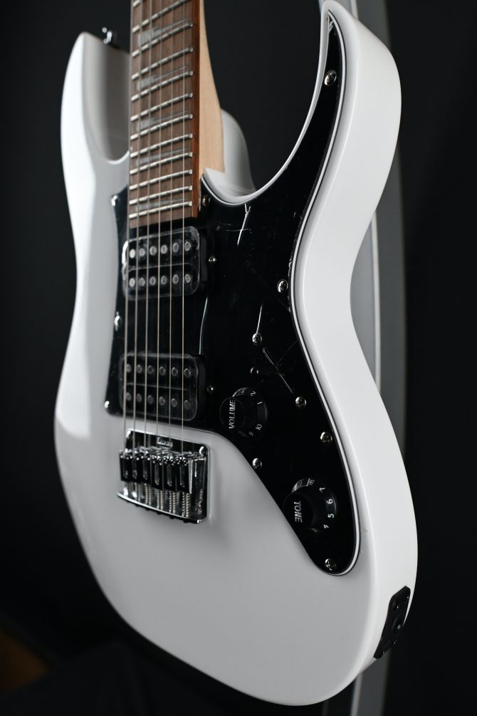 Ibanez Mikro Series GRGM21-WH White #077