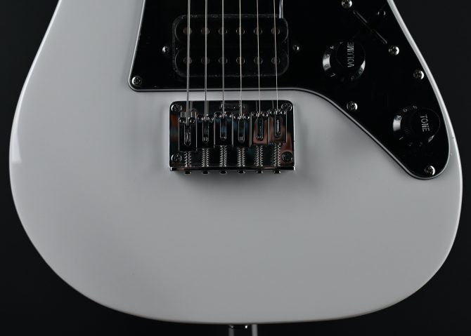 Ibanez Mikro Series GRGM21-WH White #077