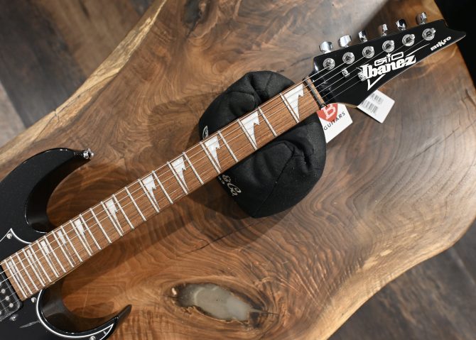 Ibanez Mikro Series GRGM21-BKN Black Night #044