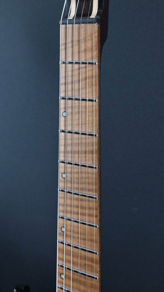 Legator Ghost GX6F-CL Coral Headless Multi-Scale #180