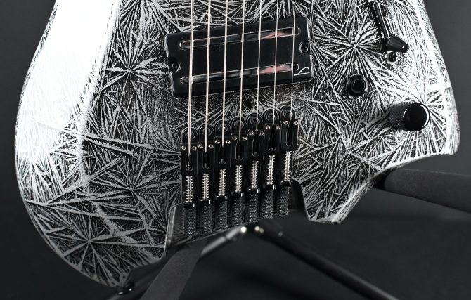 Legator Revenant Series R7F-BI Black Ice #034