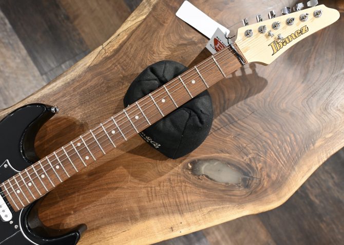Ibanez AZES40B-BK Black #127