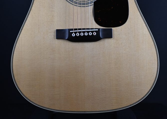 Martin Standard Series HD-28