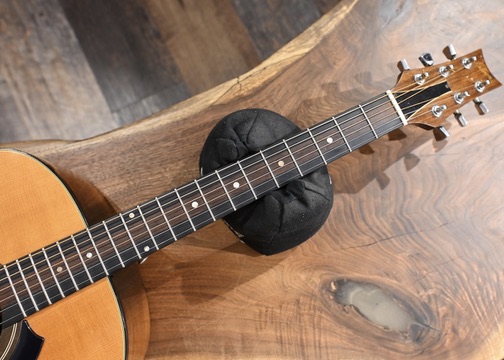 Gibson MK-72 Acoustic Guitar 1976