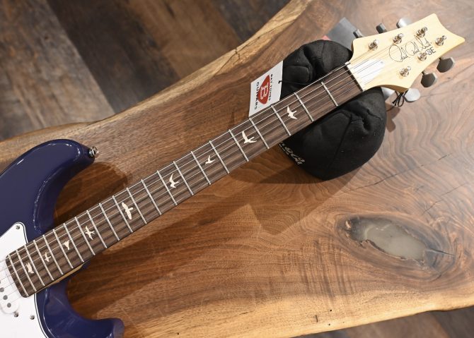 PRS SE Silver Sky Rosewood Trad Blue #857