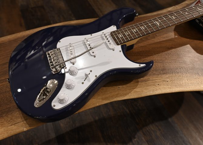 PRS SE Silver Sky Rosewood Trad Blue #857