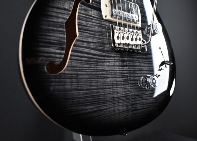 PRS SE Special Semi-Hollow Charcoal Burst #763