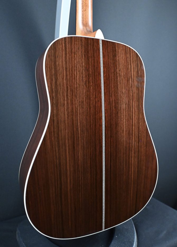 Martin Standard Series HD-28
