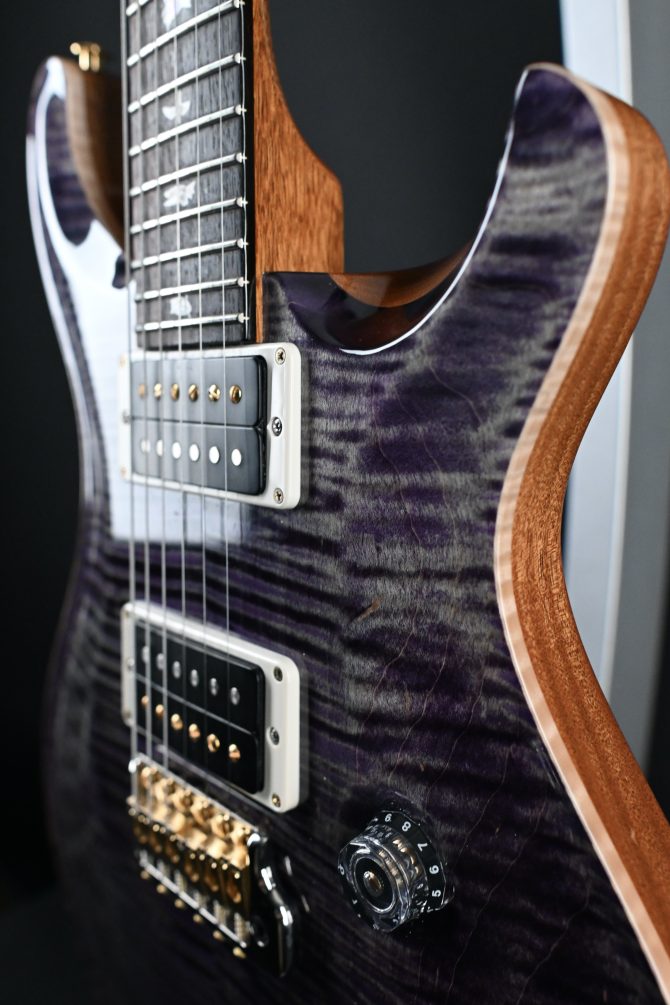 PRS Custom 24 10-Top Aurora Borealis 2025