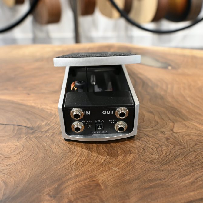Ernie Ball VPJR Tuner