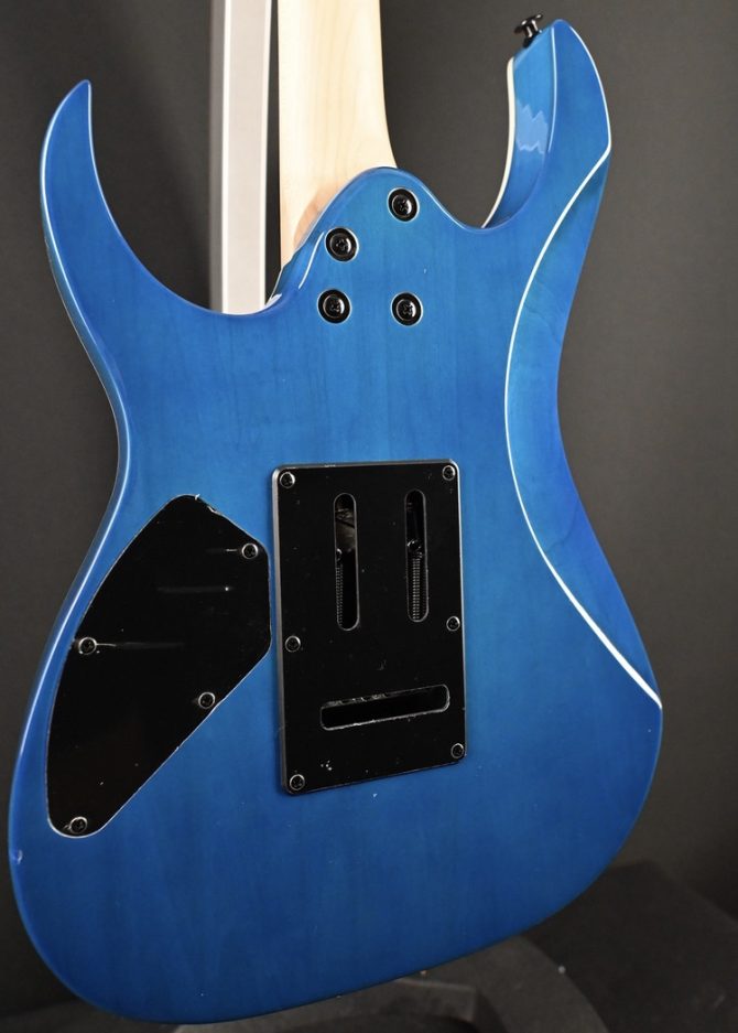 Ibanez Gio Series GRG120QASP-BGD Blue Gradation #748