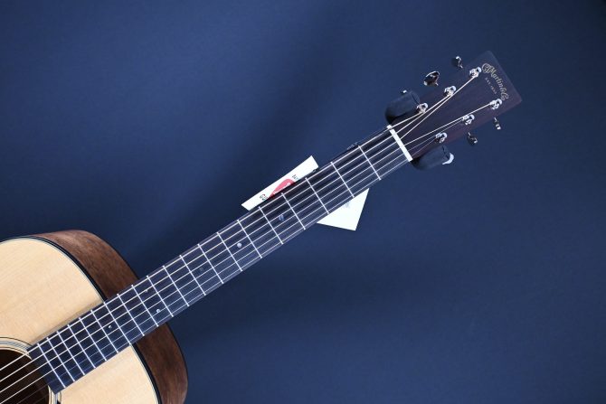 Martin Standard Series D-18 Satin Natural #373