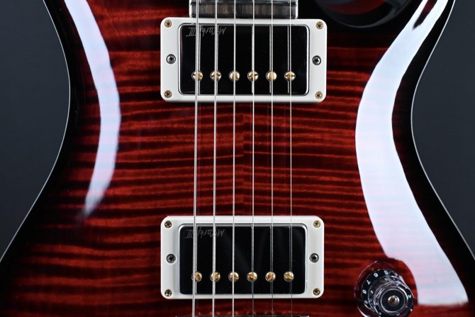 PRS McCarty Tremolo 10-Top Red Tiger w/ Metallic Back #237