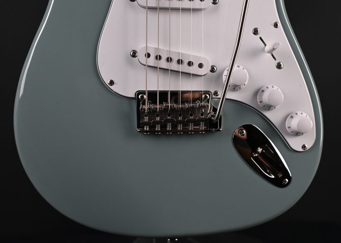 PRS SE Silver Sky Maple Stone Blue #428