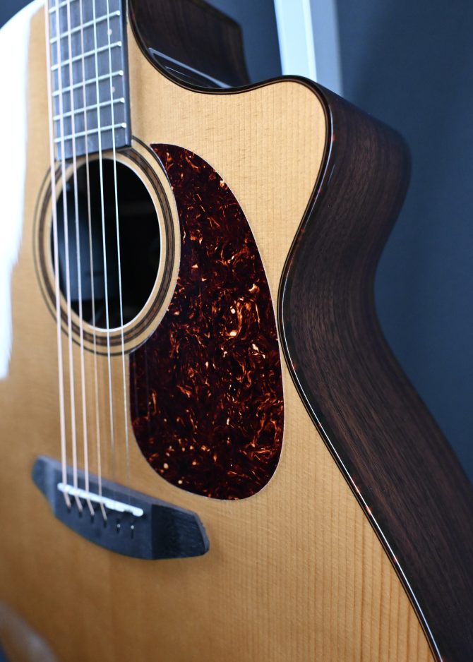 Breedlove Performer Pro Concerto A-CE 2023