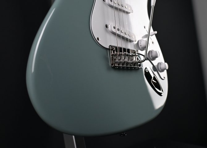 PRS SE Silver Sky Maple Stone Blue #428