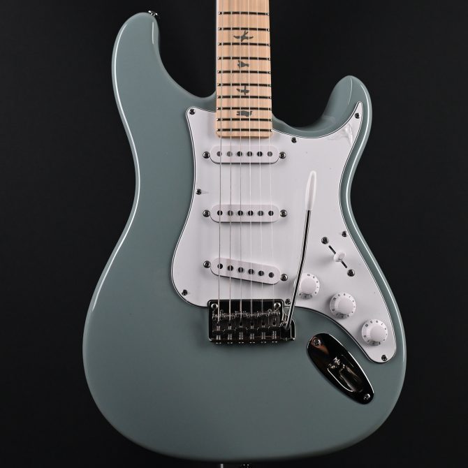 PRS SE Silver Sky Maple Stone Blue #428