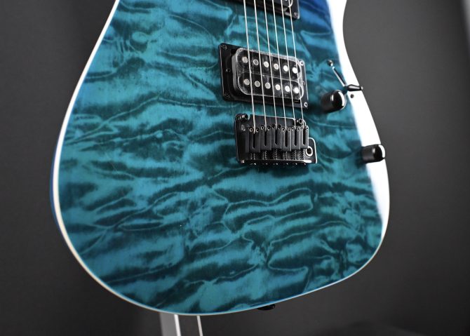 Ibanez Gio Series GRG120QASP-BGD Blue Gradation #748