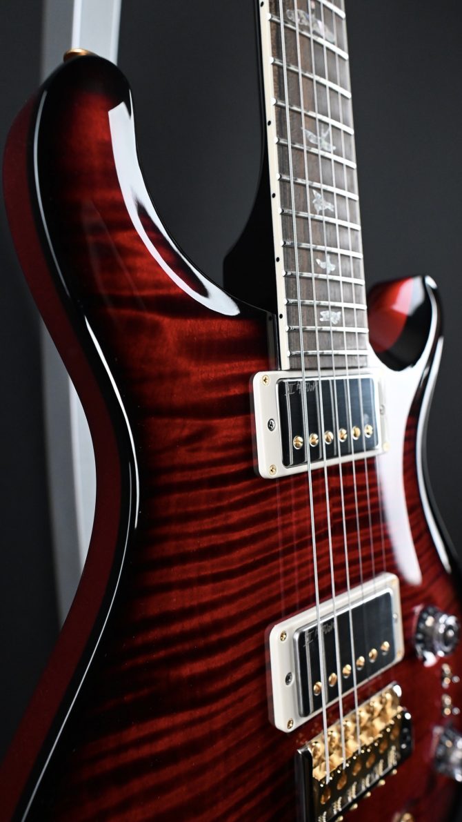 PRS McCarty Tremolo 10-Top Red Tiger w/ Metallic Back #237