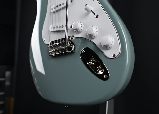 PRS SE Silver Sky Maple Stone Blue #428