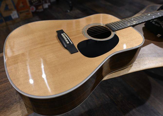 Martin D-28 Dreadnought Acoustic 2009