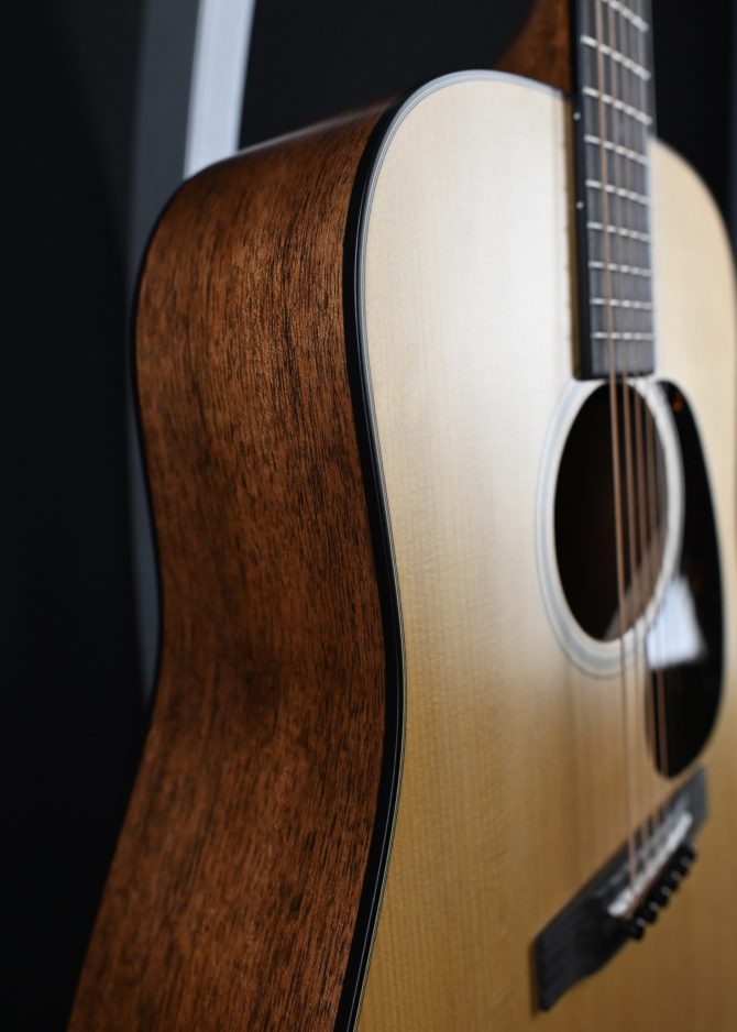 Martin Standard Series D-18 Satin Natural #373