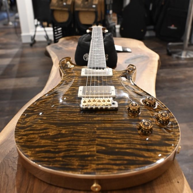PRS Wood Library McCarty 594 Tremolo 10-Top Tiger Eye #570
